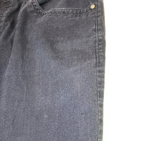 Kenneth Cole Reaction men’s w38L29
Black Relaxed Fit Jeans - Picture 6 of 16